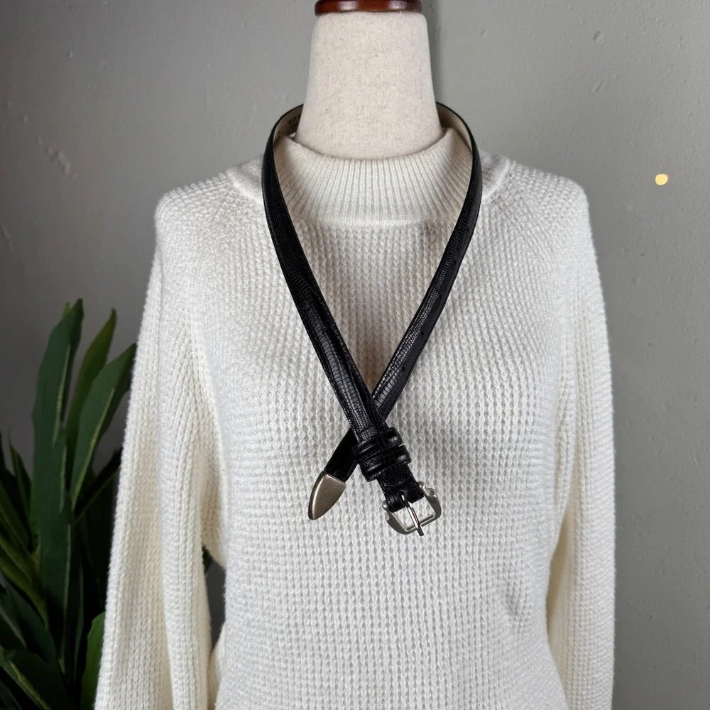 Quiet Luxury Banana Republic Black Leather Belt Womens 28 Lizard Embossed